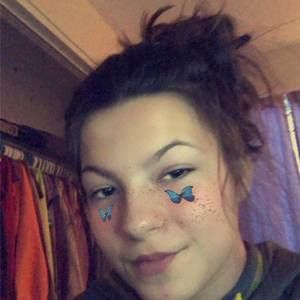 Meet your Posher, Myla